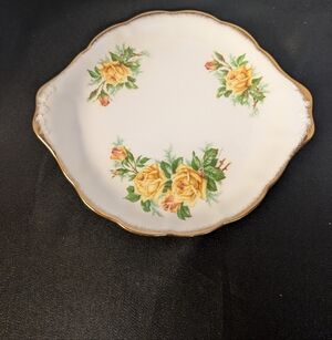 Vintage Royal Albert Tea Rose Dessert Sandwich Serving Tray Yellow Rose China